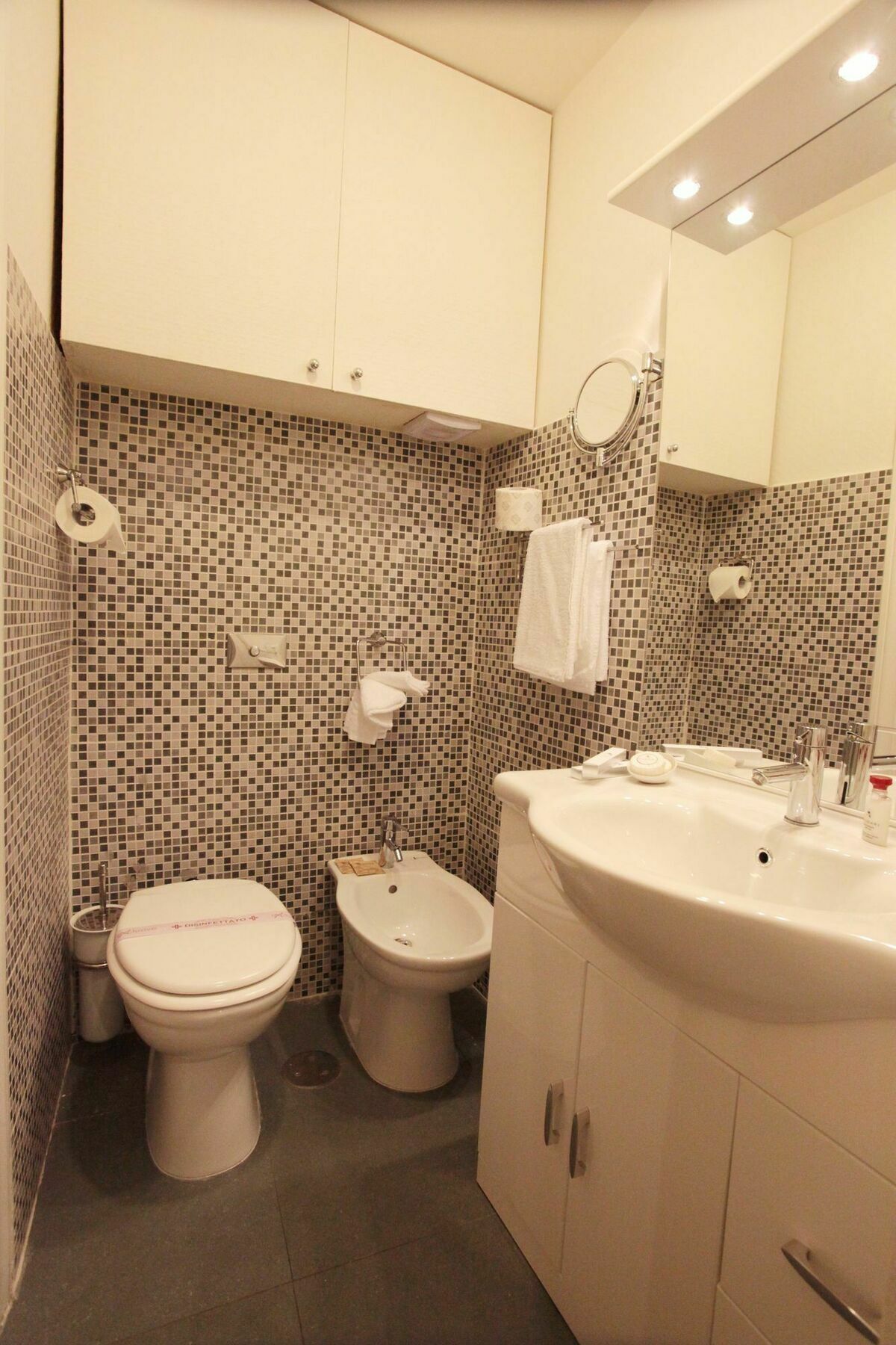 Luxury Fashion Suites 罗马 外观 照片